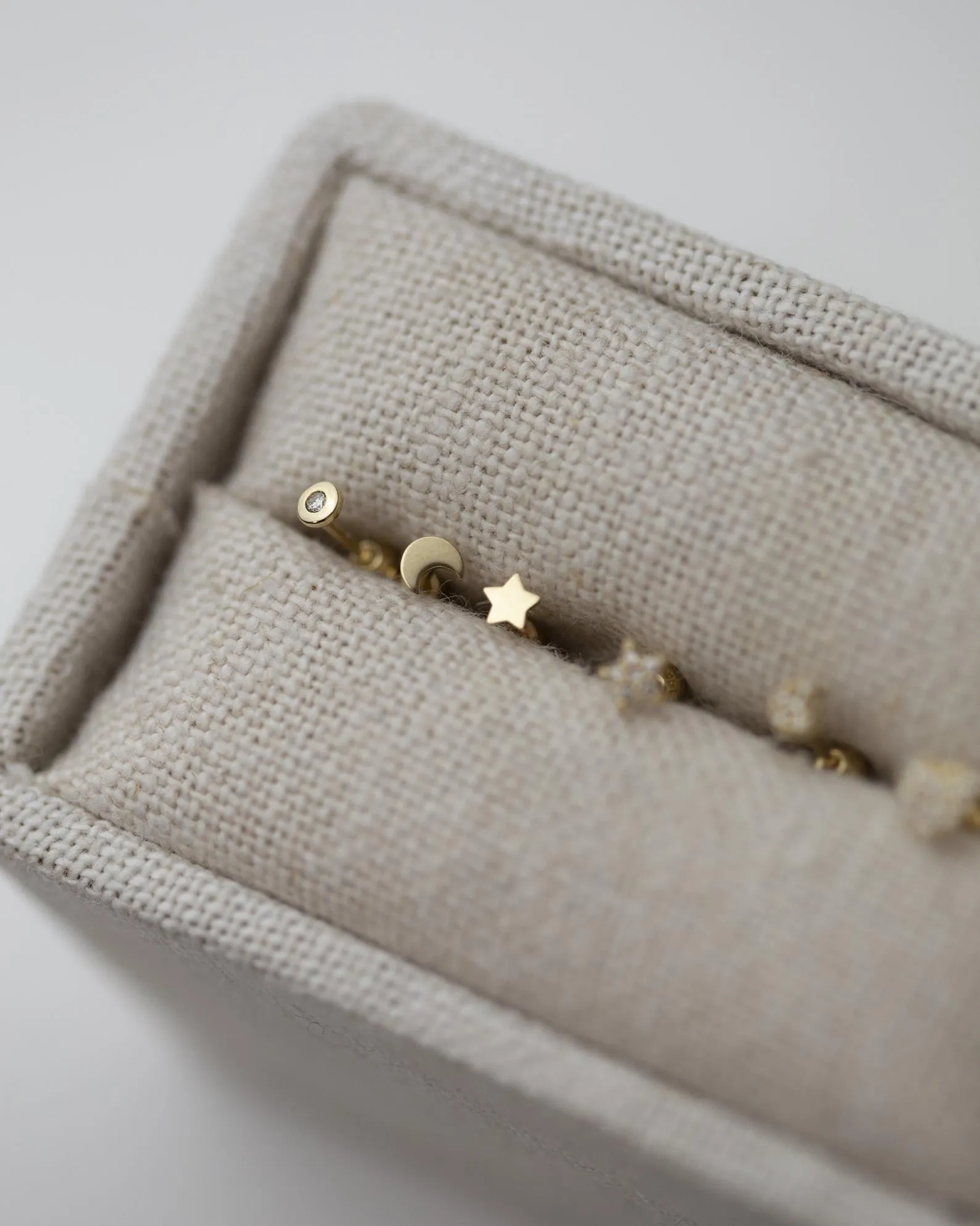 14k Crescent Moon stud