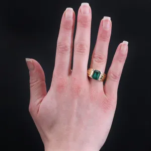 1950s Certified 2.92 Carat Emerald 18 Karat Yellow Gold Ring