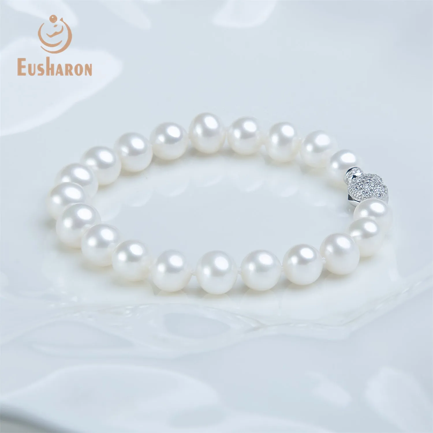 9-10mm White Freshwater Pearl Bracelet with S925 Heart Clasp