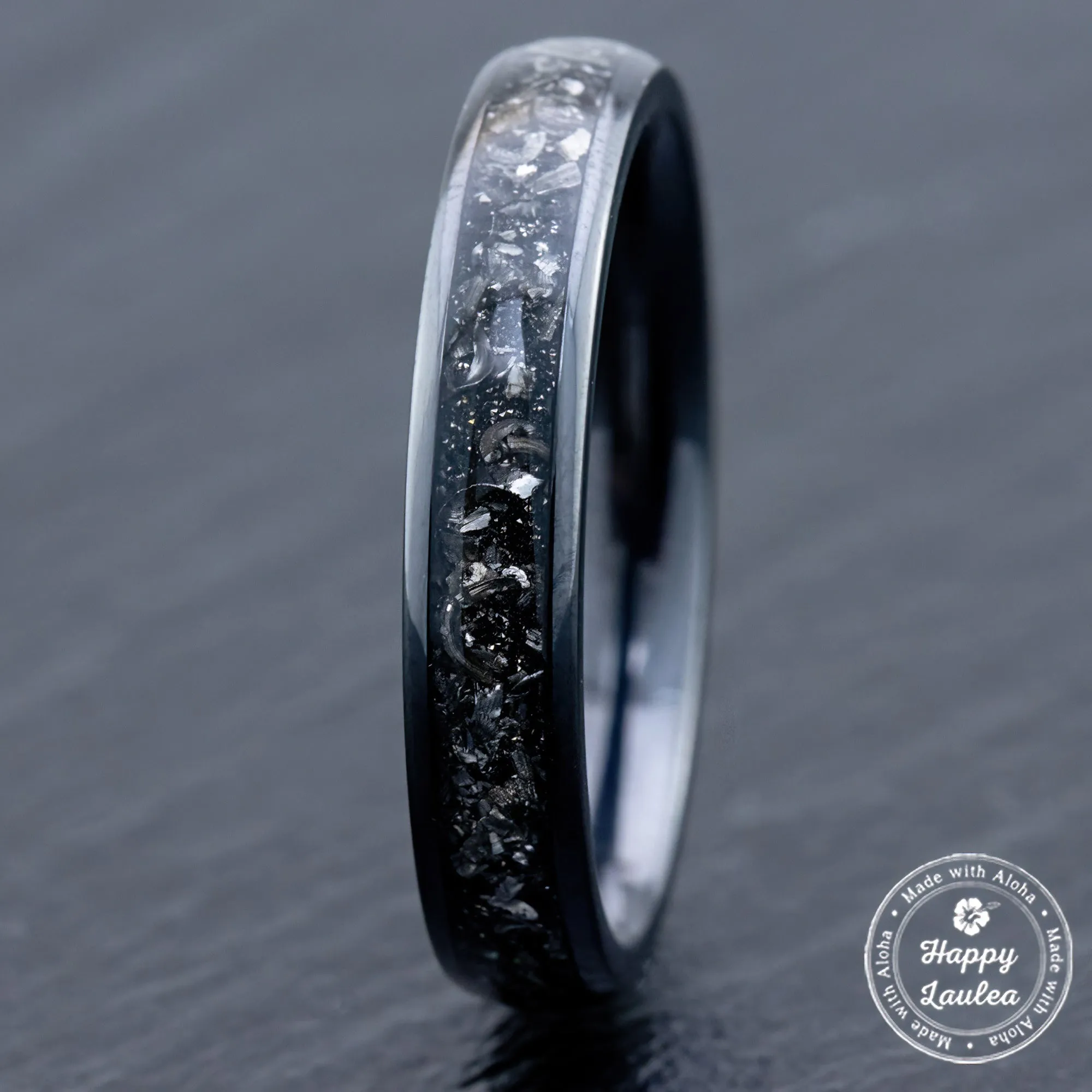 Black Titanium Ring 'Hoku' [4mm width] Gibeon Meteorite