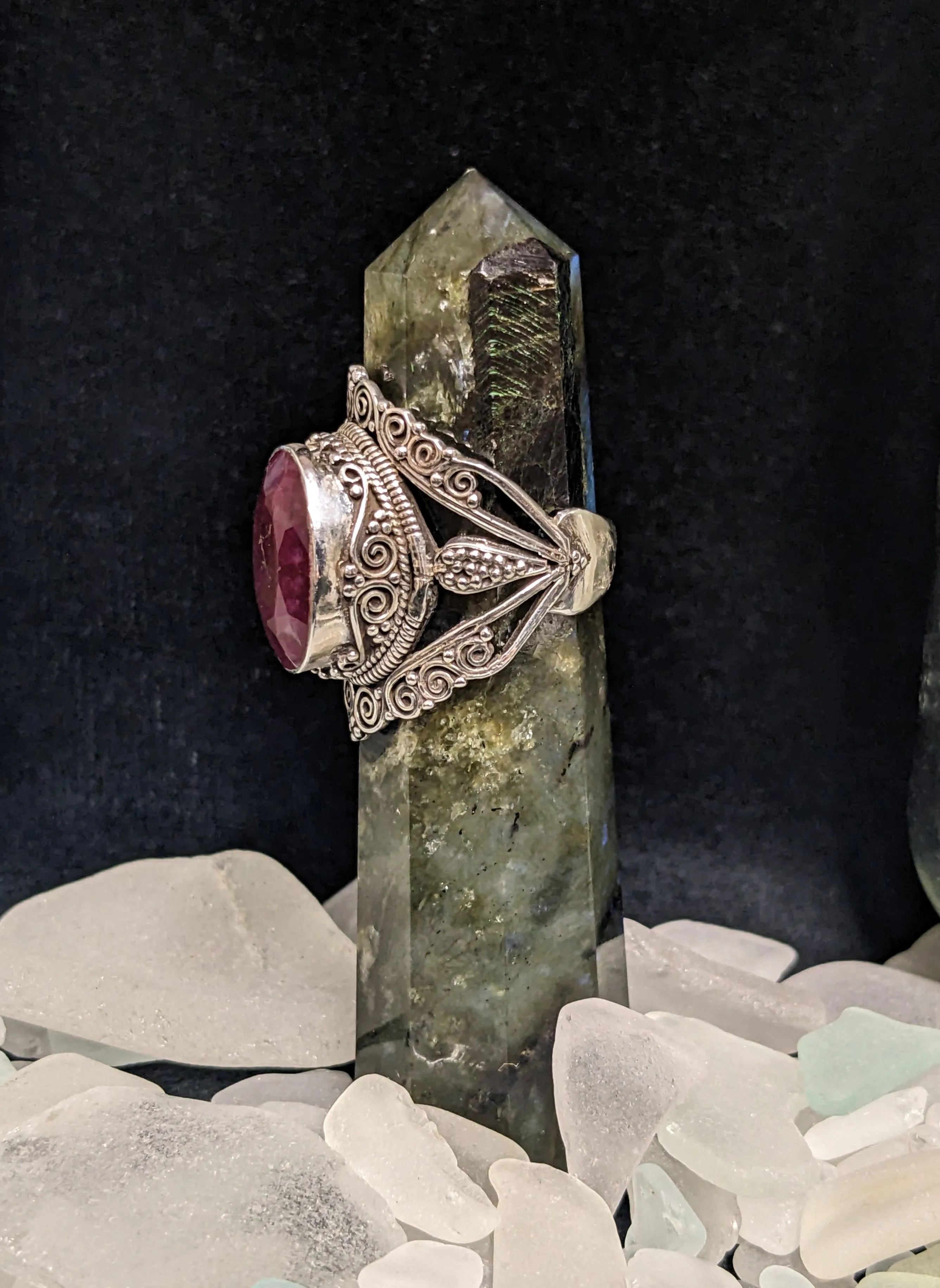 Brilliantly Designed Ruby Ring