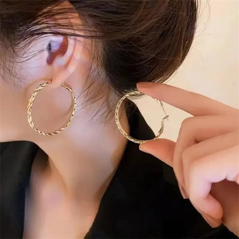 Circle Twine Twists Simple Temperament Hyperbole Gold New Earring