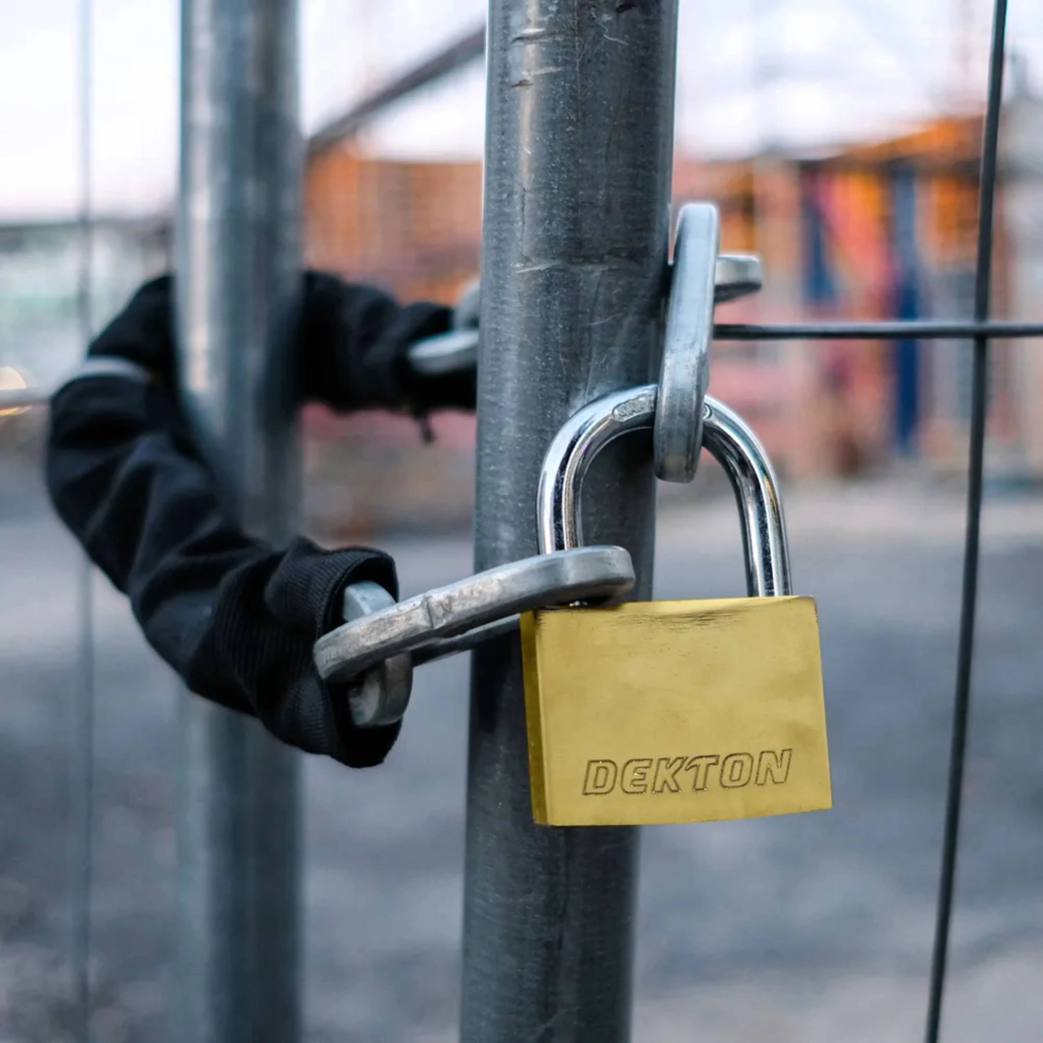 DEKTON 40mm Titanium Plated Iron Padlock