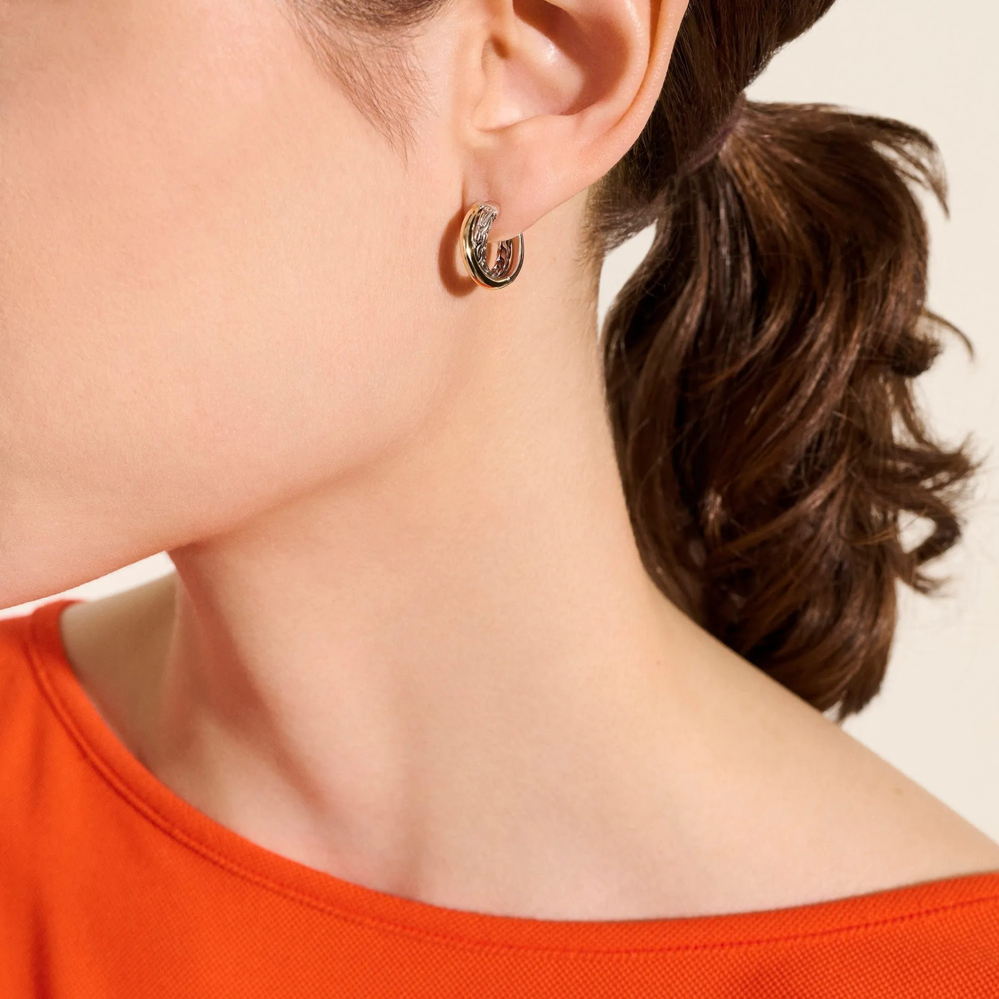 Essential Crossover Hoop Earrings