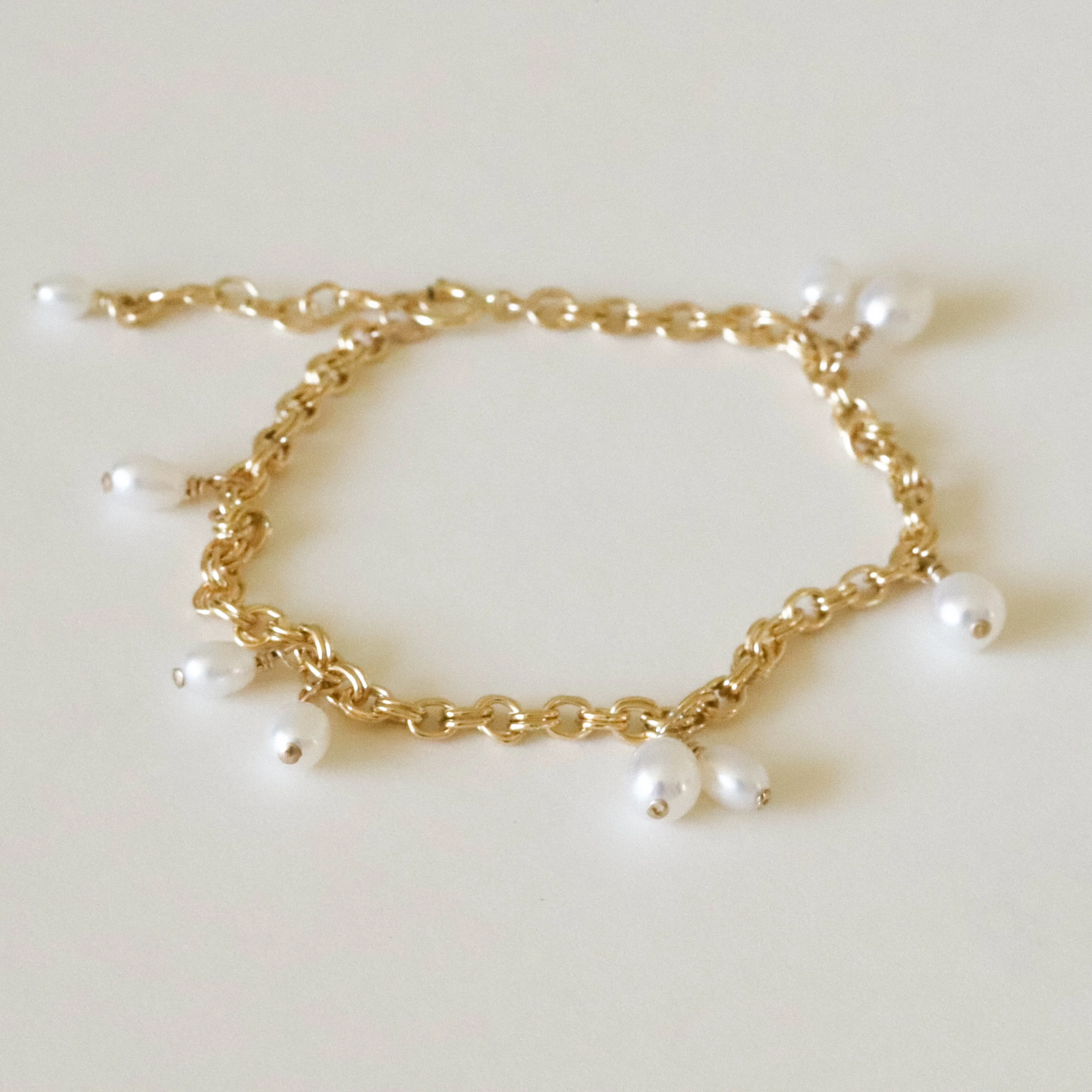 Leila Pearl Bracelet