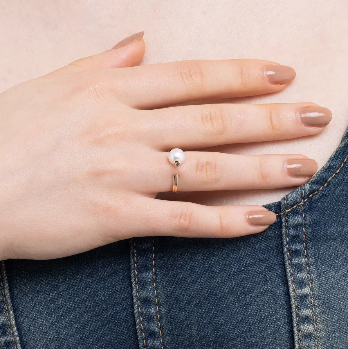 "Beluga" Pearl Diamond Ring