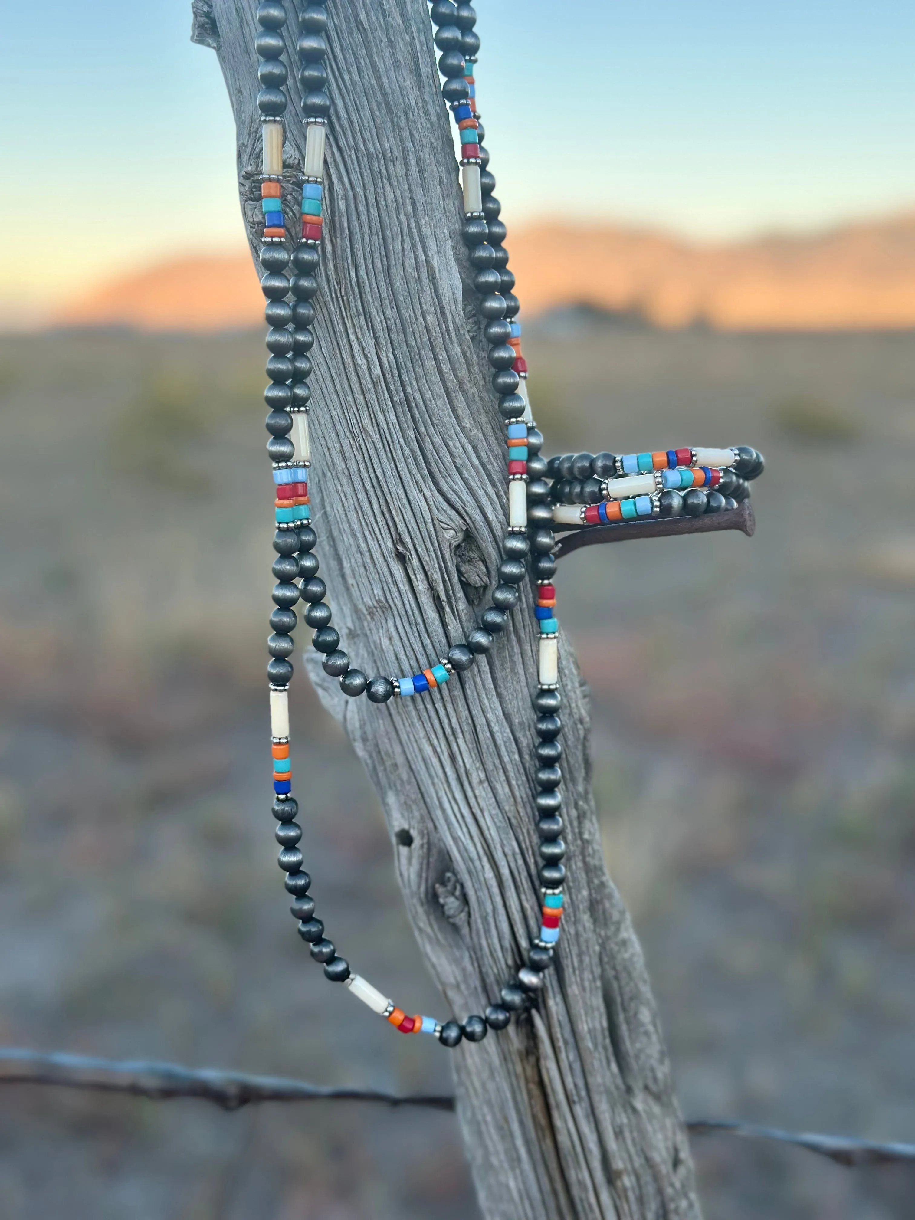 The Fall Katahuna Navajo Pearl Beads Necklace & Bracelet Set